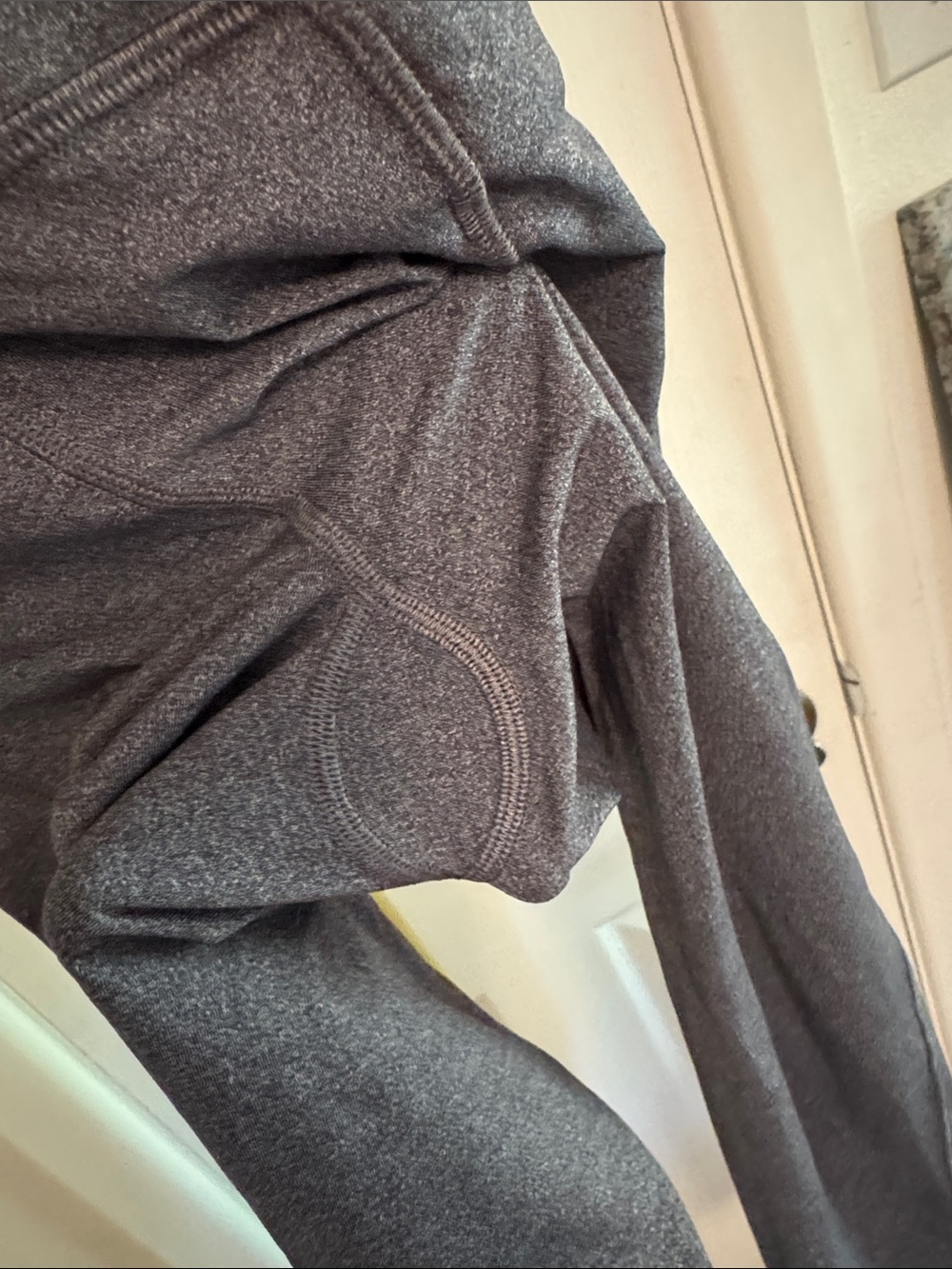 Lululemon Speed Up Mid Rise Legging - Picture 9 of 9
